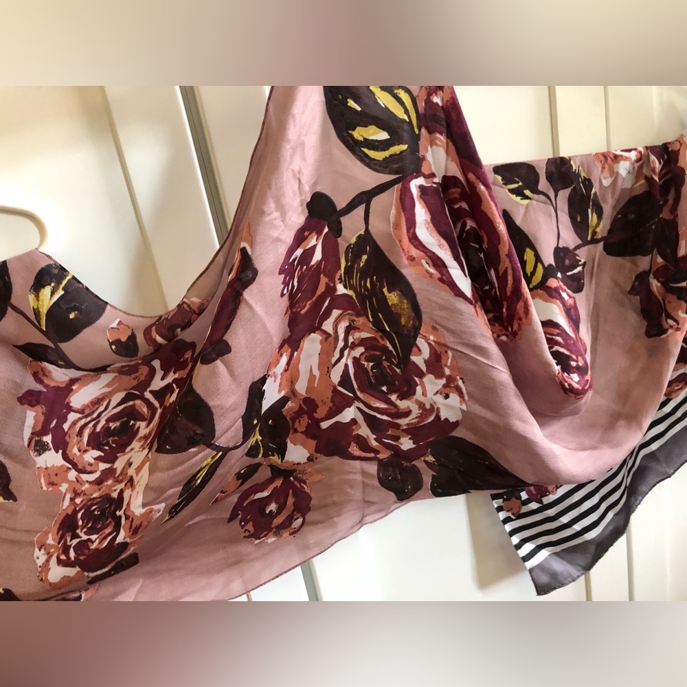 Vince Camuto Floral & Stripe Oblong Scarf 100% silk - Picture 4 of 11